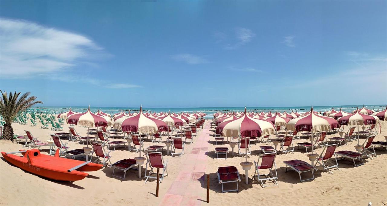 Hotel Pineta ซัน เบเนเดตโต เดล ตรอนโต ภายนอก รูปภาพ