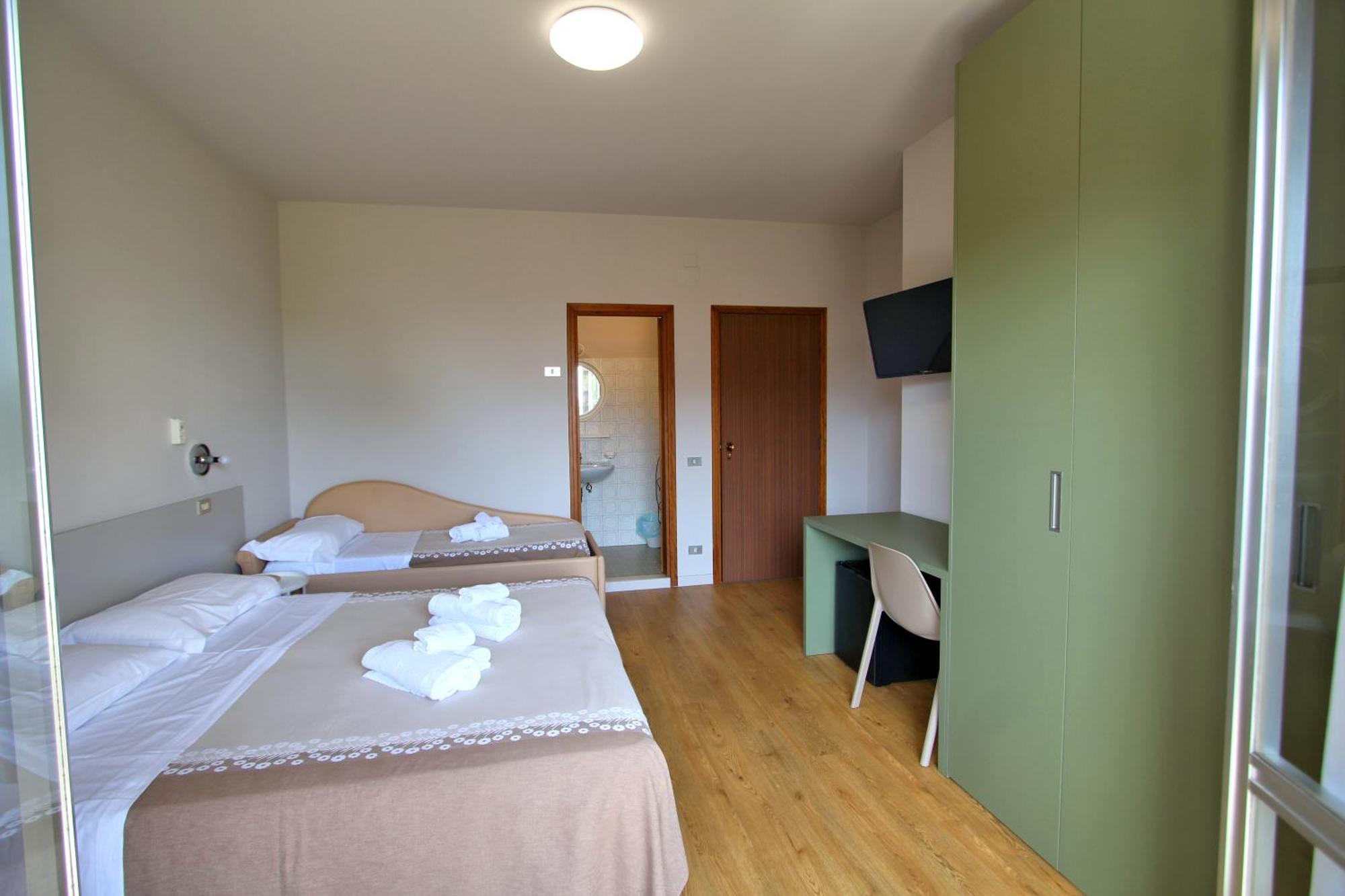 Hotel Pineta ซัน เบเนเดตโต เดล ตรอนโต ภายนอก รูปภาพ